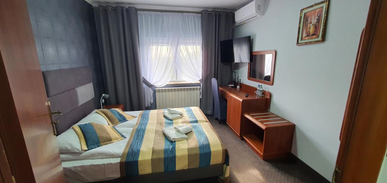 Hotel Bursztynowy Jozefow na Wisla Esterno foto