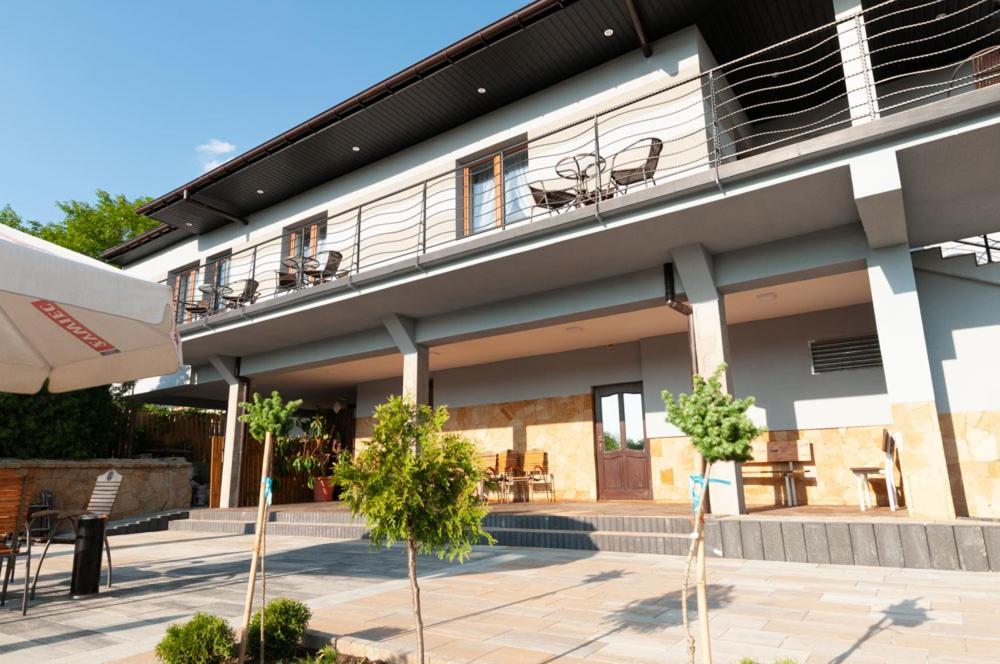 Hotel Bursztynowy Jozefow na Wisla Esterno foto