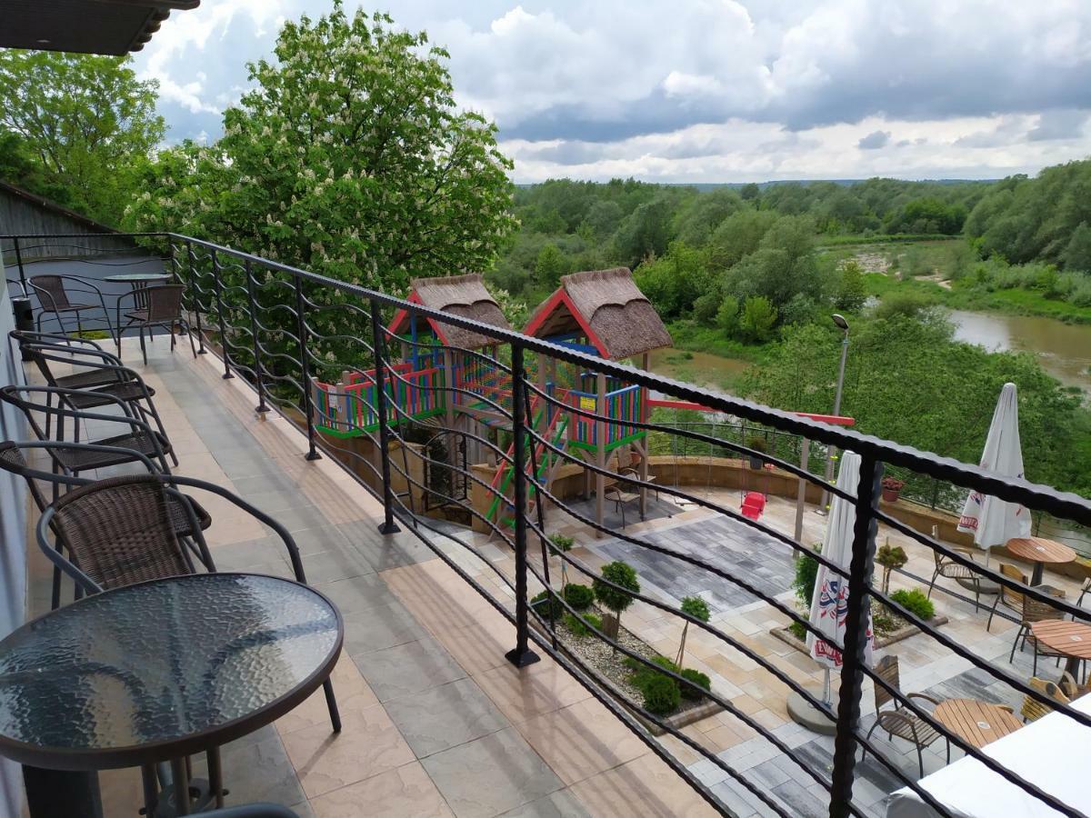 Hotel Bursztynowy Jozefow na Wisla Esterno foto