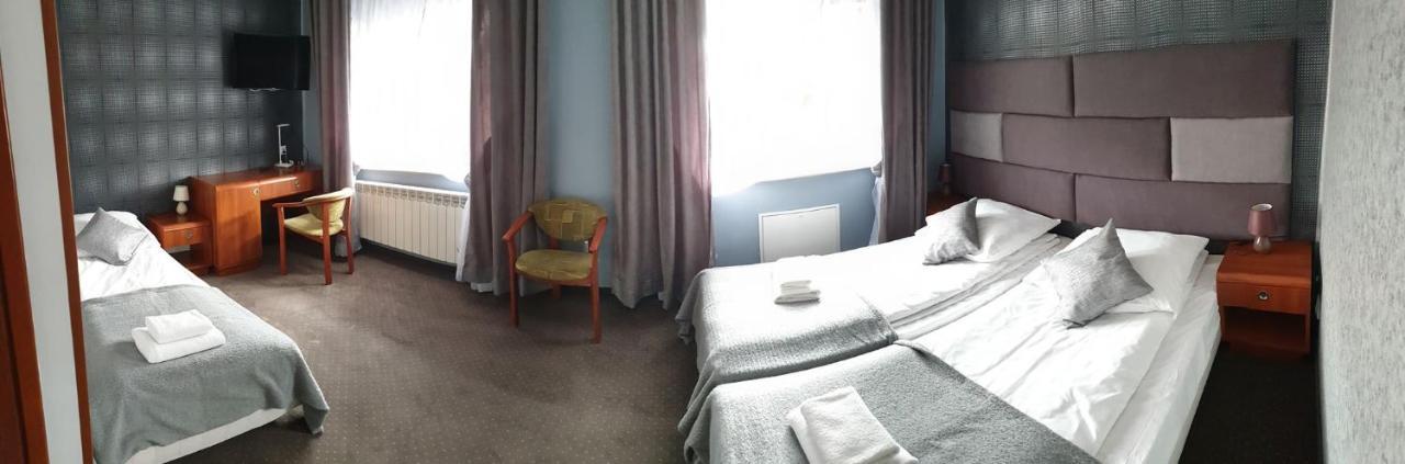 Hotel Bursztynowy Jozefow na Wisla Esterno foto